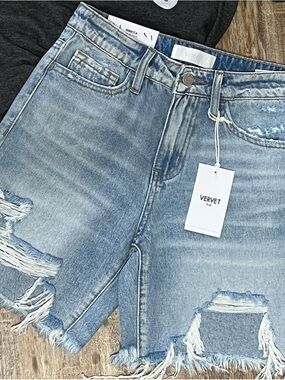 Vervet Rebecca by Flying Monkey Light Wash Distressed Denim Shorts size XS